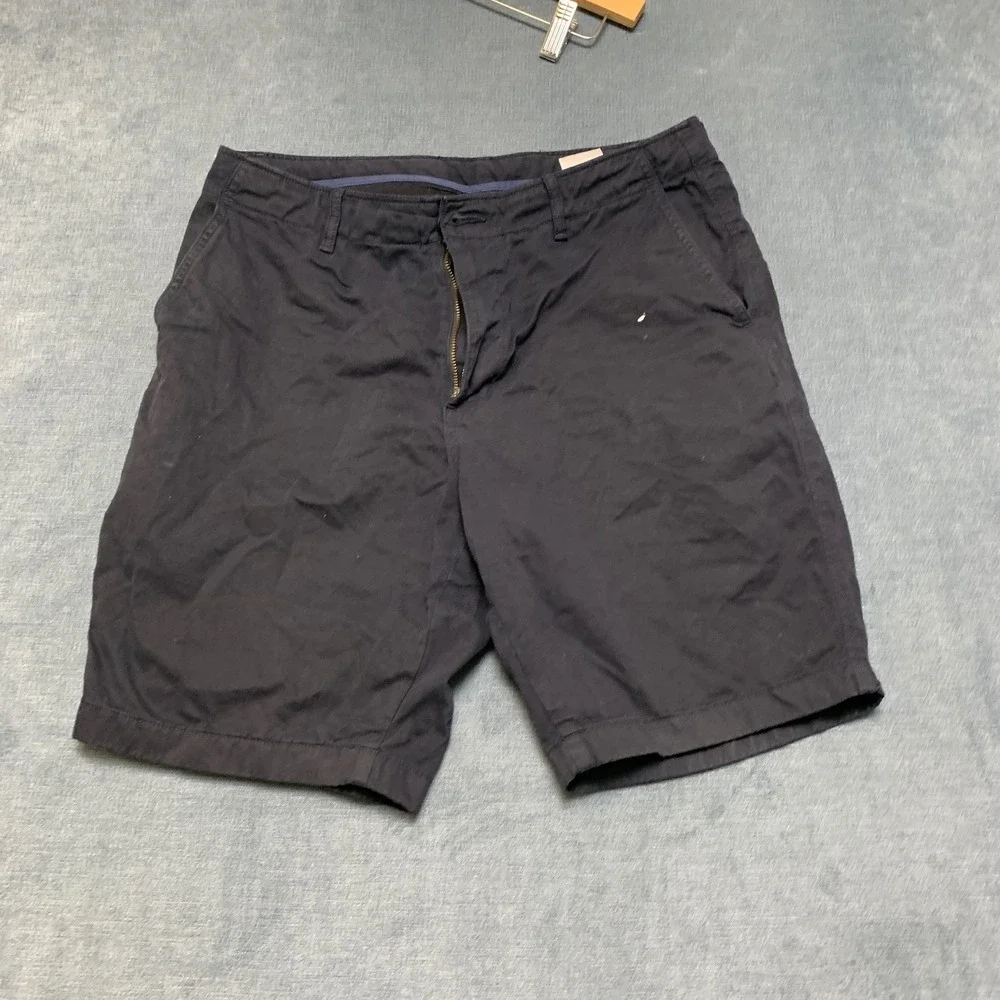 Uniqlo Chino Shorts Mens Medium Navy Blue Cotton Flat Front Slash Pocket Outdoor